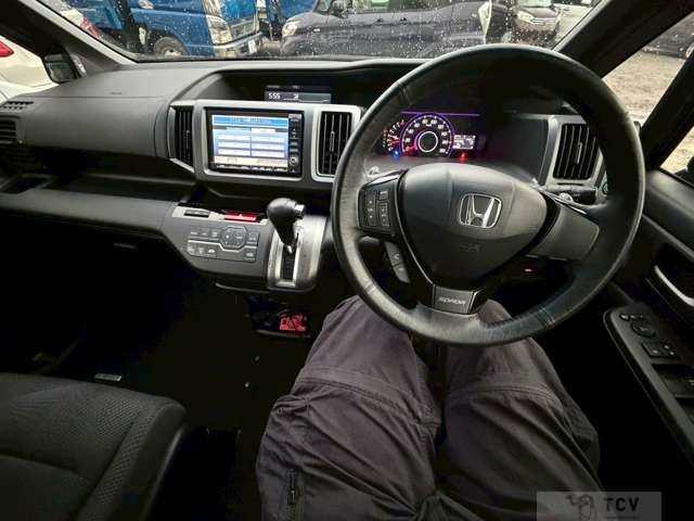 2012 Honda Step WGN