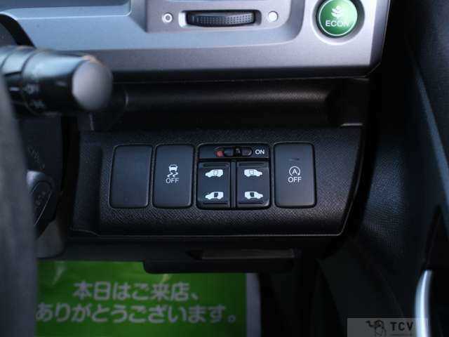 2013 Honda Step WGN