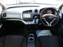 2013 Honda Stream