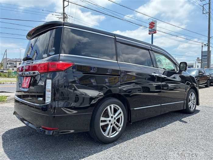 2013 Nissan Elgrand