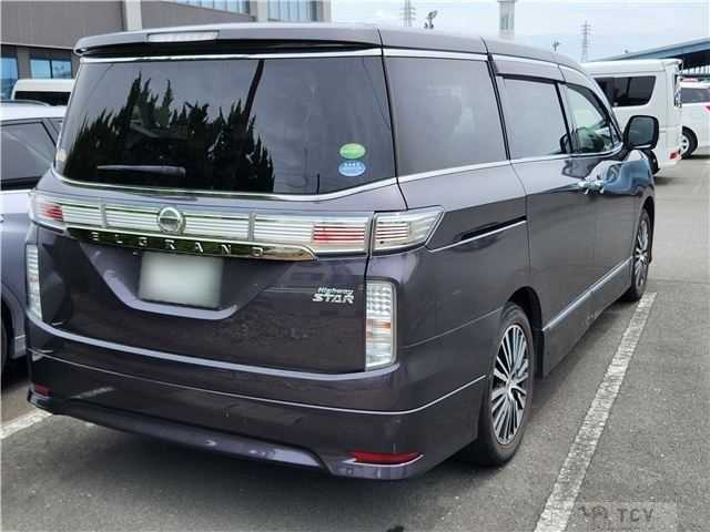 2017 Nissan Elgrand