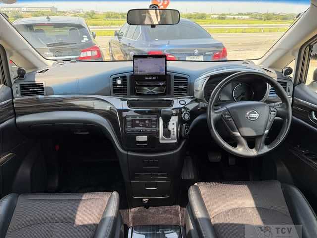 2014 Nissan Elgrand