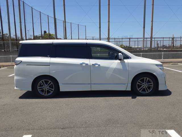 2013 Nissan Elgrand