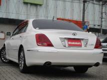 2004 Toyota Crown Majesta
