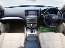 2010 Nissan Skyline