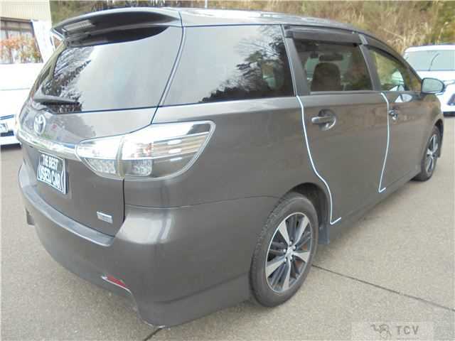 2013 Toyota Wish