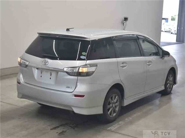 2013 Toyota Wish