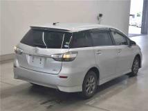 2013 Toyota Wish