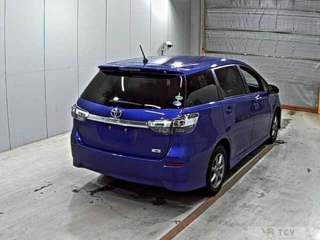 2013 Toyota Wish