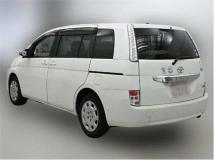 2015 Toyota Isis