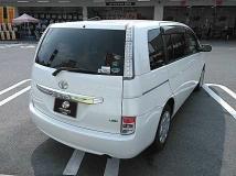 2013 Toyota Isis