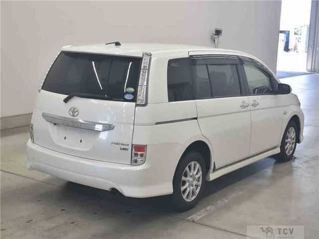 2012 Toyota Isis