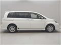 2012 Toyota Isis