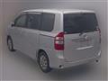 2012 Toyota Noah