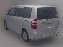 2012 Toyota Noah