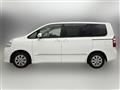 2013 Toyota Noah