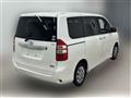 2012 Toyota Noah