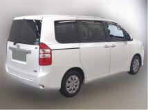 2012 Toyota Noah