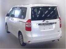 2012 Toyota Noah