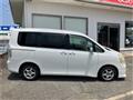 2010 Toyota Noah