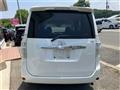 2010 Toyota Noah