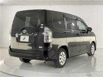 2013 Toyota Voxy