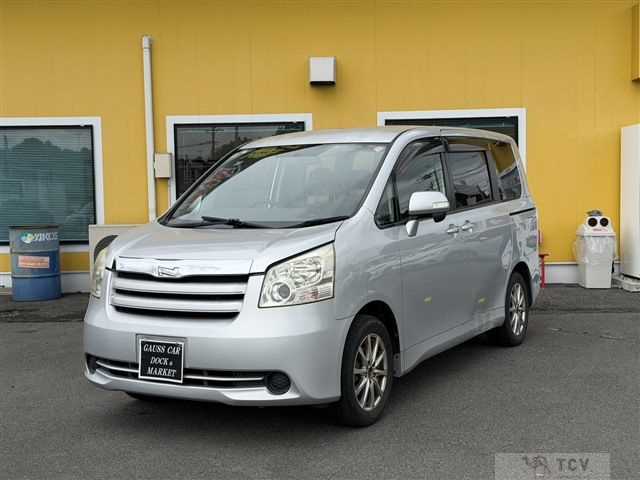 2009 Toyota Noah