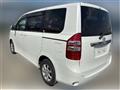 2013 Toyota Noah