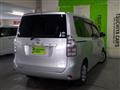 2011 Toyota Voxy