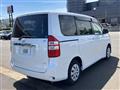 2011 Toyota Noah