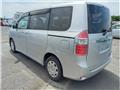 2009 Toyota Noah