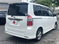 2007 Toyota Noah