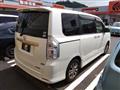 2011 Toyota Voxy