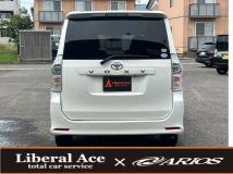 2013 Toyota Voxy