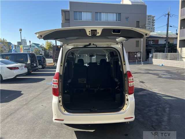 2011 Toyota Noah