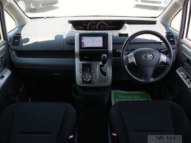 2009 Toyota Voxy