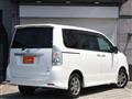 2009 Toyota Voxy