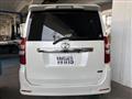 2013 Toyota Voxy