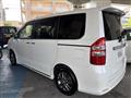 2013 Toyota Voxy