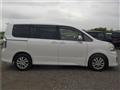 2011 Toyota Voxy