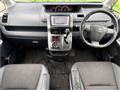 2013 Toyota Voxy