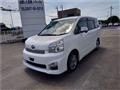 2013 Toyota Voxy