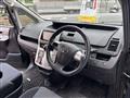 2011 Toyota Noah