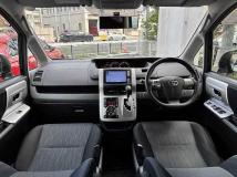 2011 Toyota Noah