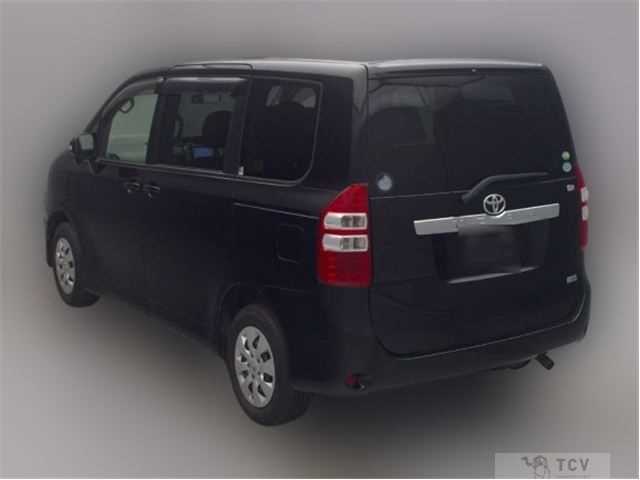 2013 Toyota Noah