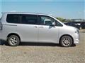2009 Toyota Voxy