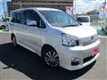 2010 Toyota Voxy