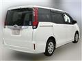 2014 Toyota Noah