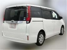 2014 Toyota Noah