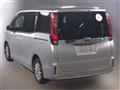 2014 Toyota Noah